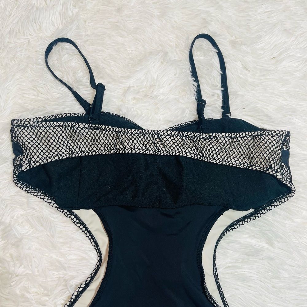EUC Tripp Black One Piece Plunge Swimsuit Monokini - Picture 12 of 16